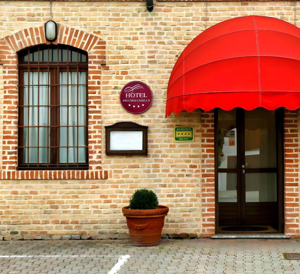 Hotel Vecchio Casello Castelleone Exteriör bild