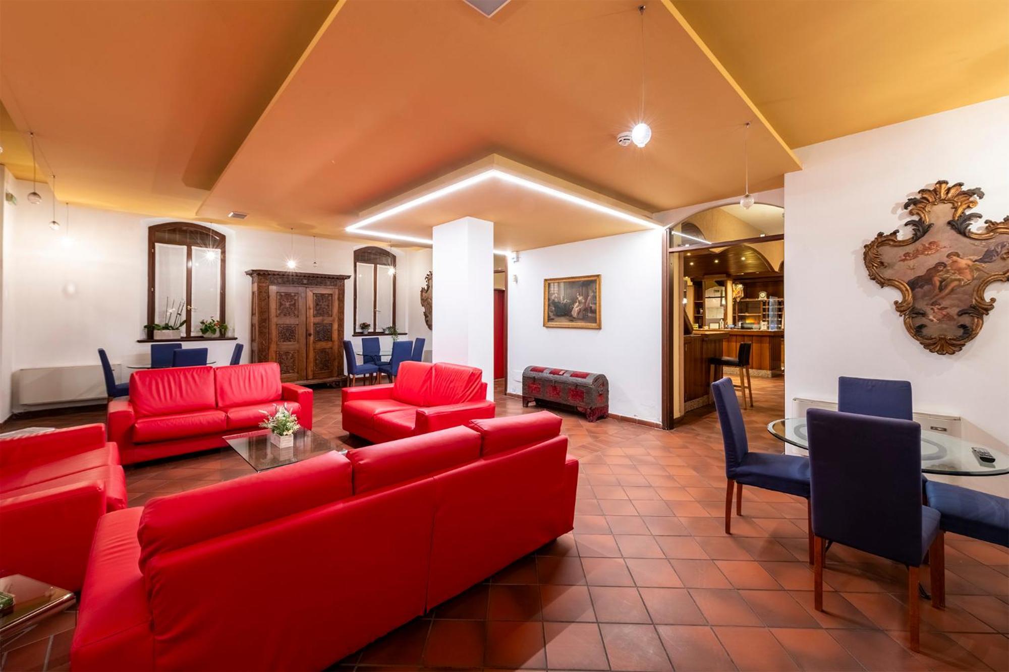 Hotel Vecchio Casello Castelleone Exteriör bild